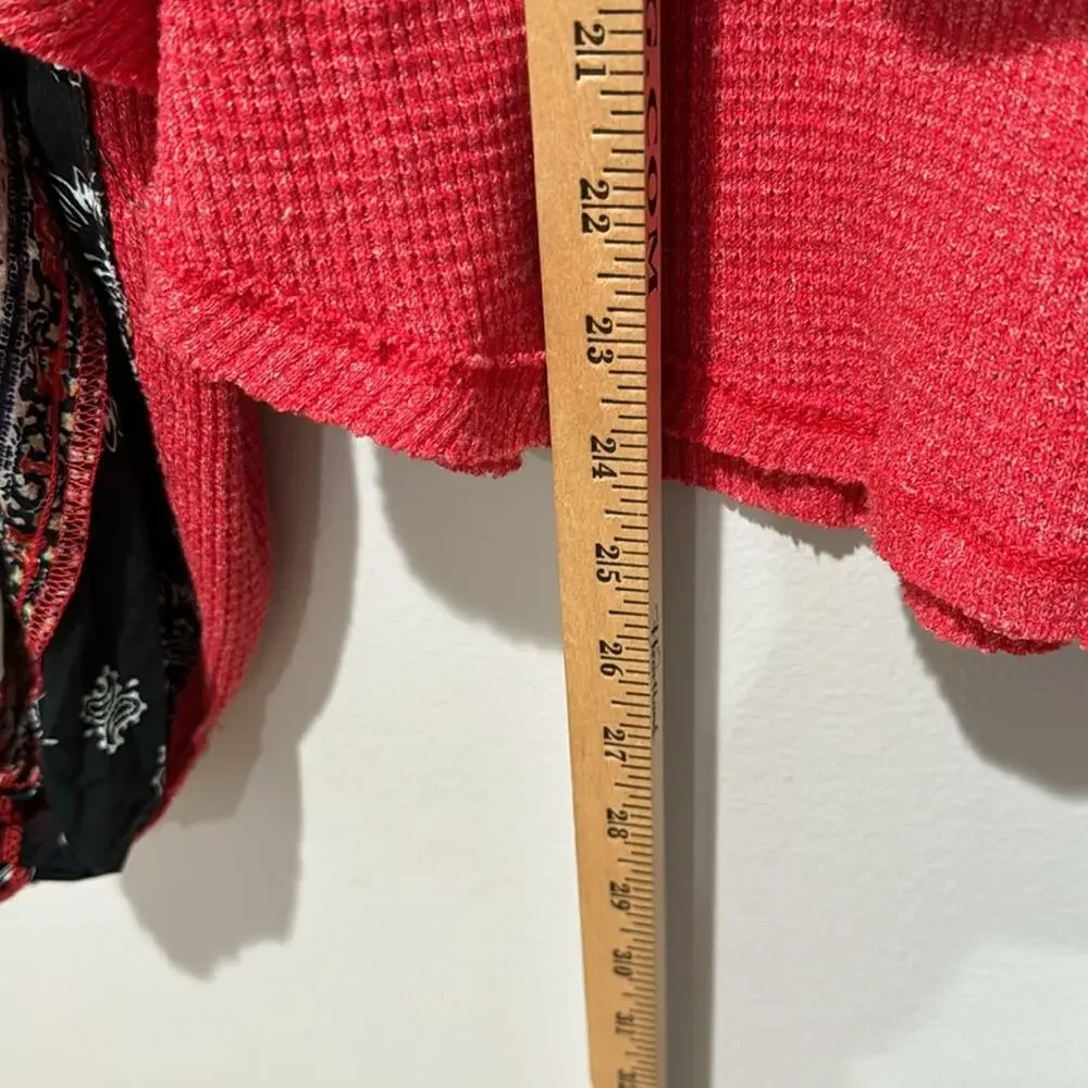 Free People We The Free Valentine Red  Balloon Sleeve Thermal Medium Red Top - Picture 7 of 10